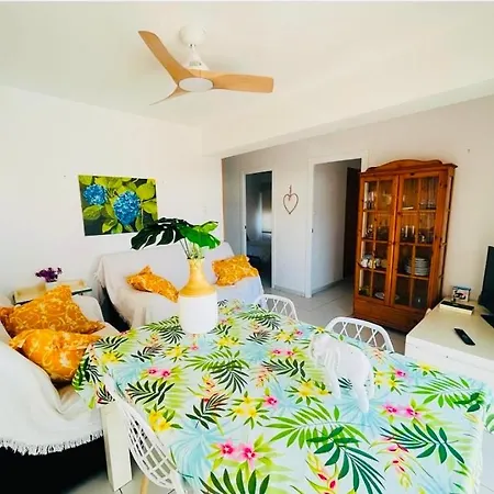 Carmela Apartman Denia